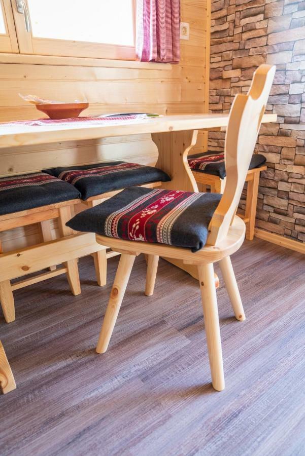 Camping Danica Cottage Stan ボーヒニ エクステリア 写真