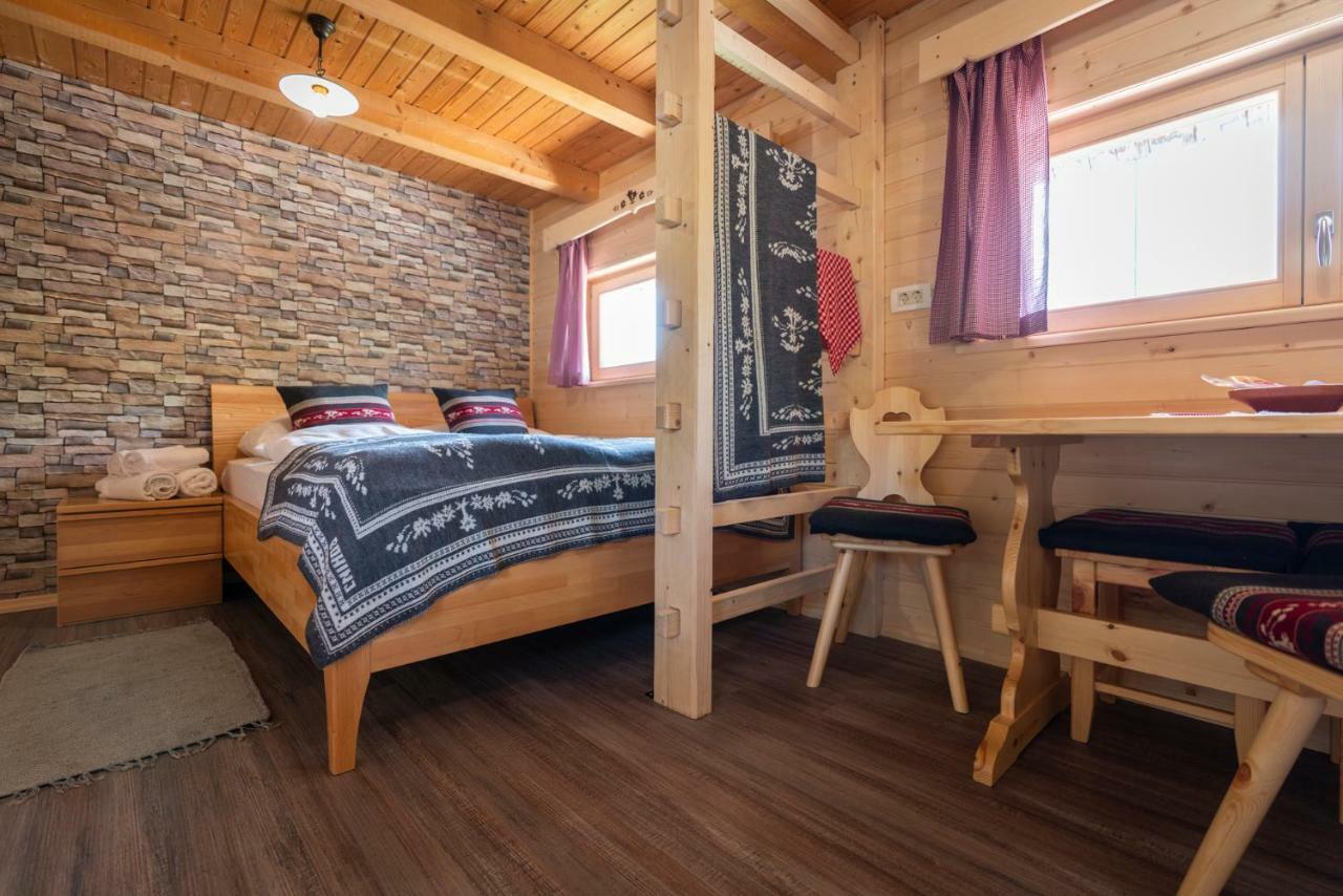 Camping Danica Cottage Stan ボーヒニ エクステリア 写真