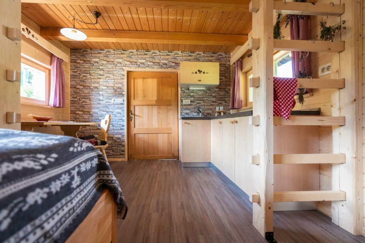 Camping Danica Cottage Stan ボーヒニ エクステリア 写真