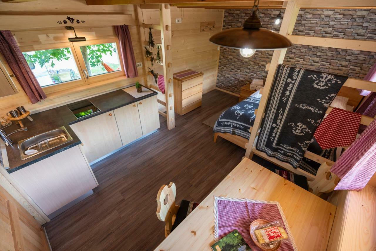 Camping Danica Cottage Stan ボーヒニ エクステリア 写真